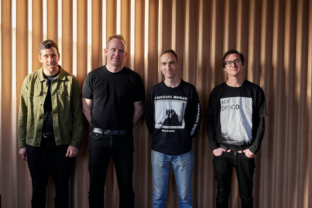LONG DISTANCE RUNNER SHARE NEW SINGLE 'ON/OFF'