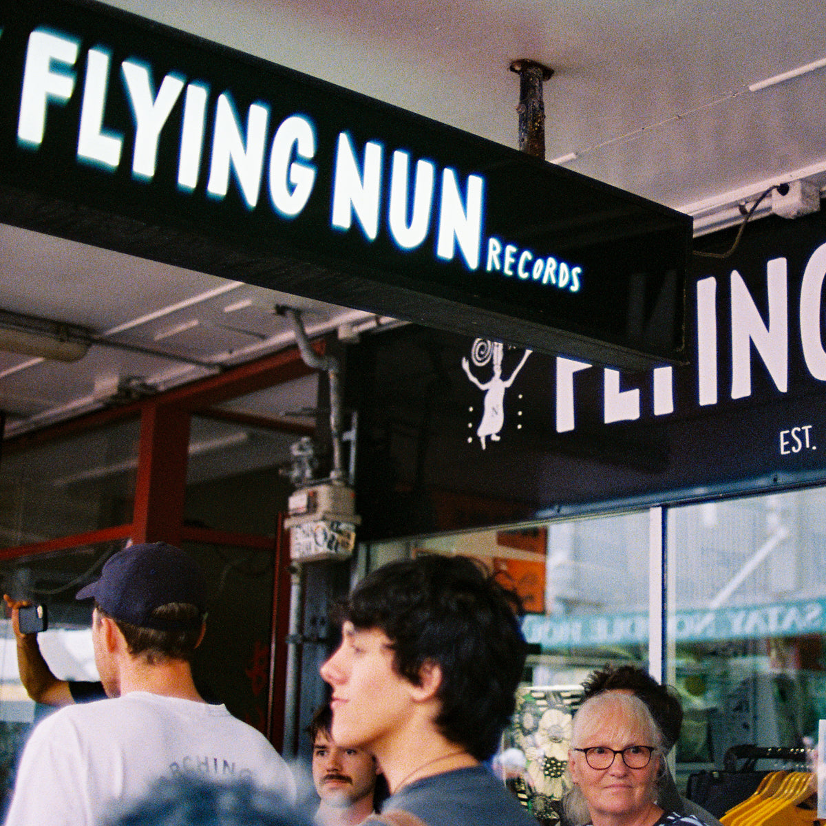 BROWSE FLYING NUN