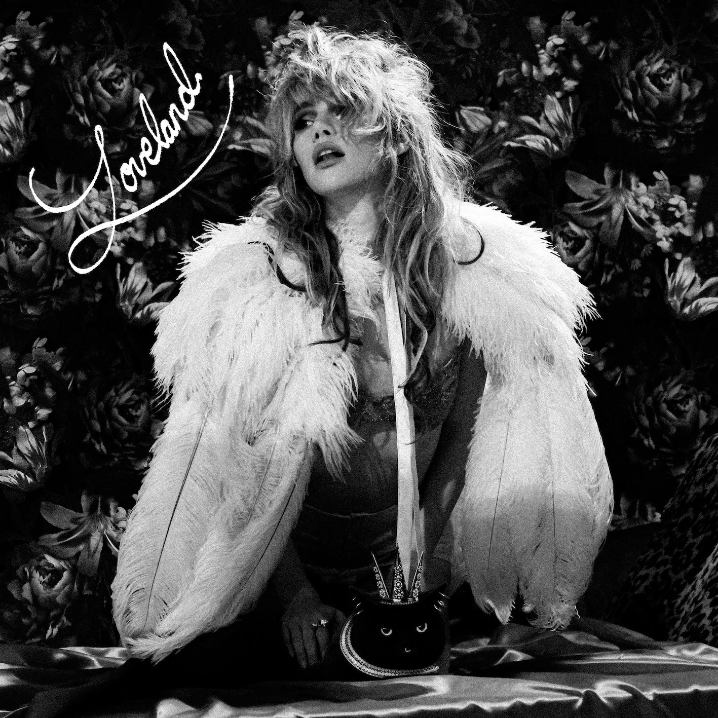 
                  
                    Suki Waterhouse - Loveland (CD)
                  
                