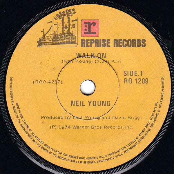 Neil Young - Walk On (7' SECONDHAND)