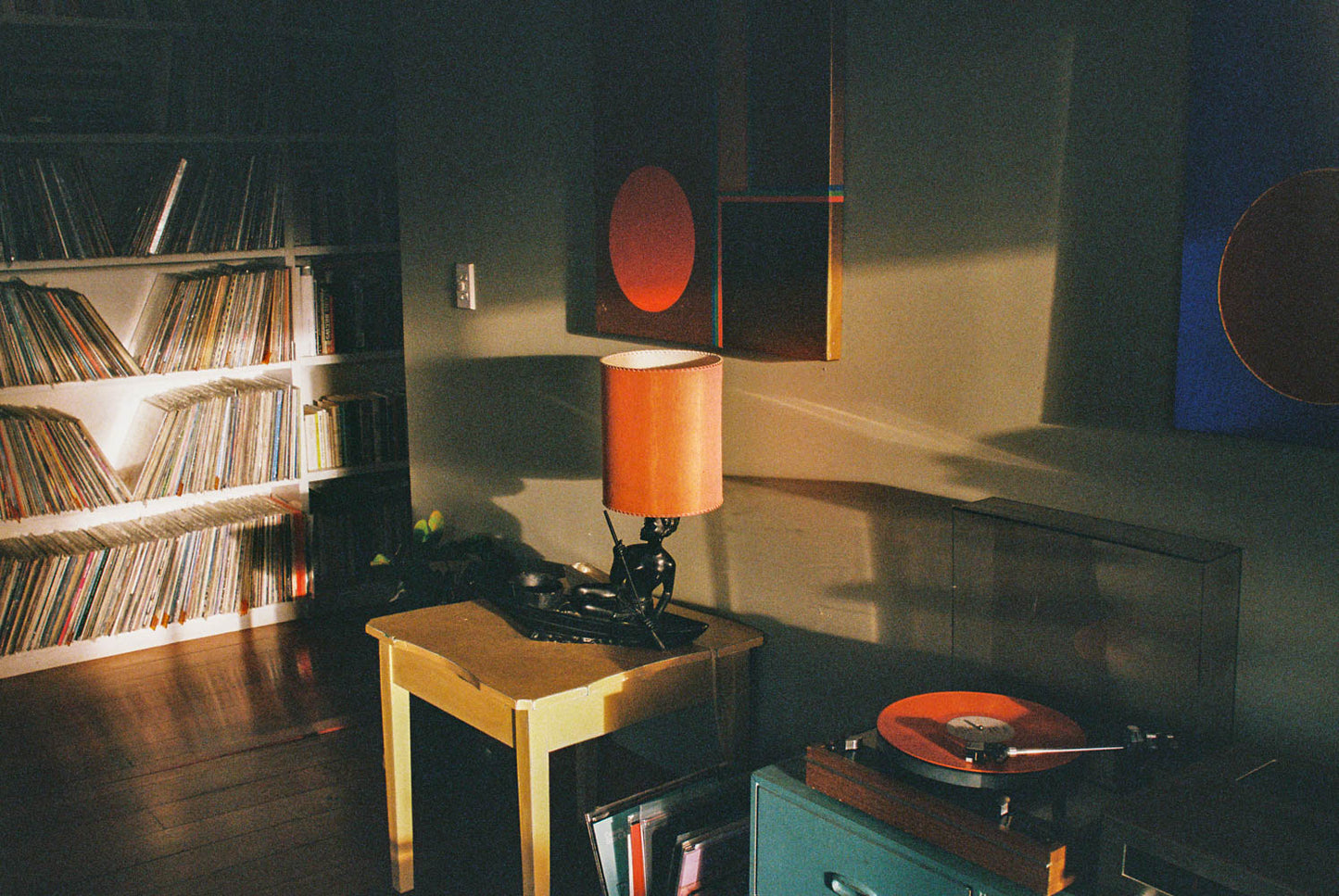 Room Service: CDs & Vinyl
